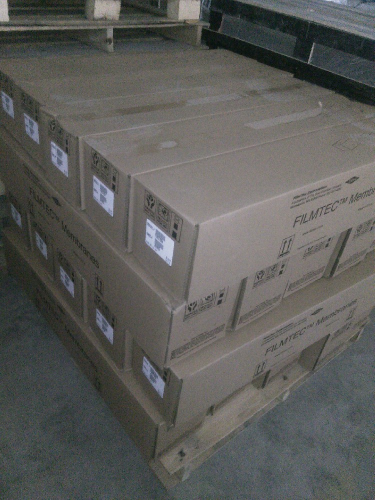 杜邦SFP-2880超濾膜干濕重量分別是多少？